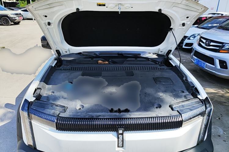Used iCAR 03 2024 501km Two-Wheel Drive Long-Range Version Engine Bay