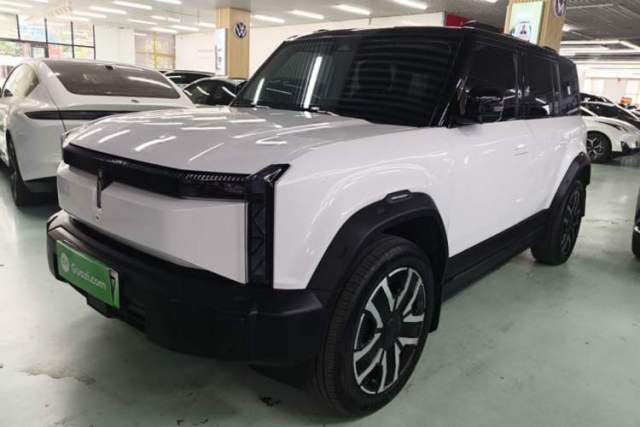 Used iCAR 03 2024 501km Four-wheel Drive Long-Range Advanced Version