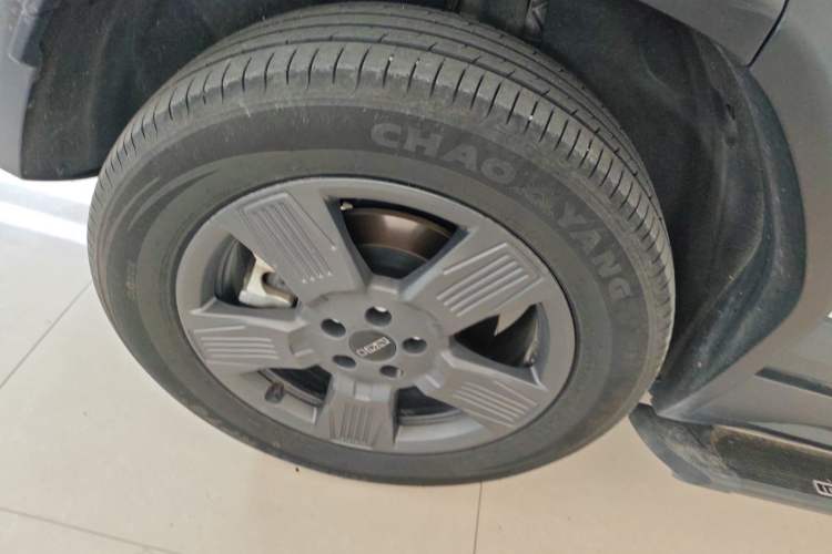 Used iCAR 03 2024 501km Two-Wheel Drive Long-Range Yuechao Edition Exterior 8