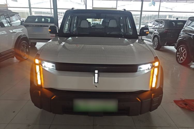 Used iCAR 03 2024 501km Two-Wheel Drive Long-Range Version Front