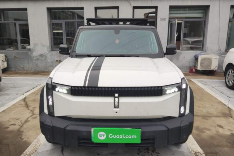 Used iCAR 03 2024 401km Two-Wheel Drive Standard Advanced Version Front