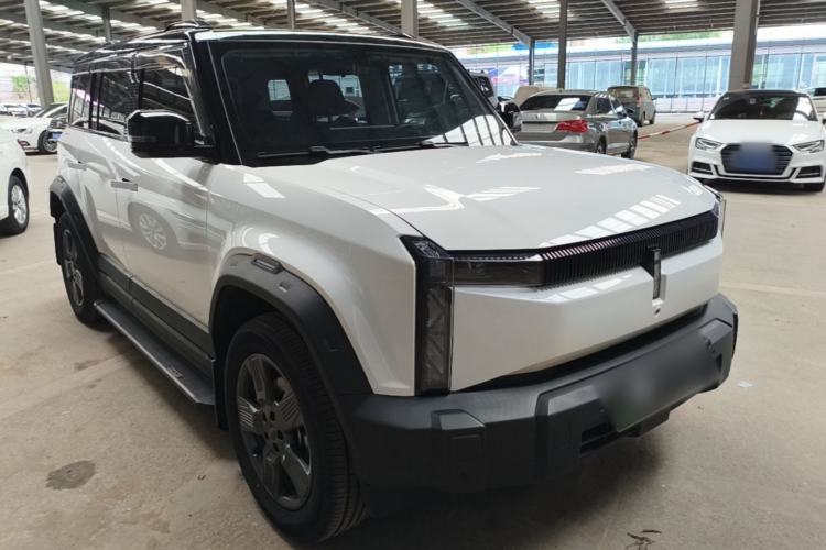 Used iCAR 03 2024 501km Two-Wheel Drive Long-Range Version Front Right 45 Deg