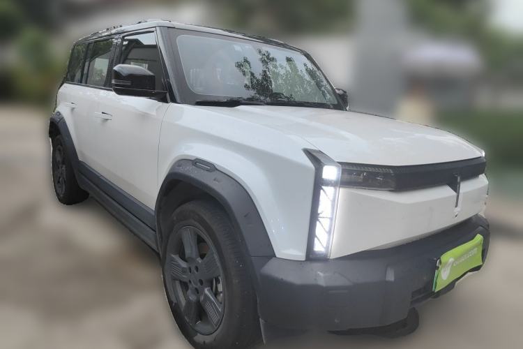 Used iCAR 03 2024 501km Two-Wheel Drive Long-Range Version Front Right 45 Deg