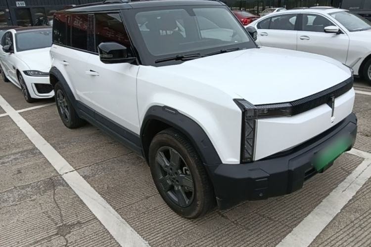 Used iCAR 03 2024 501km Two-Wheel Drive Long-Range Version Front Right 45 Deg