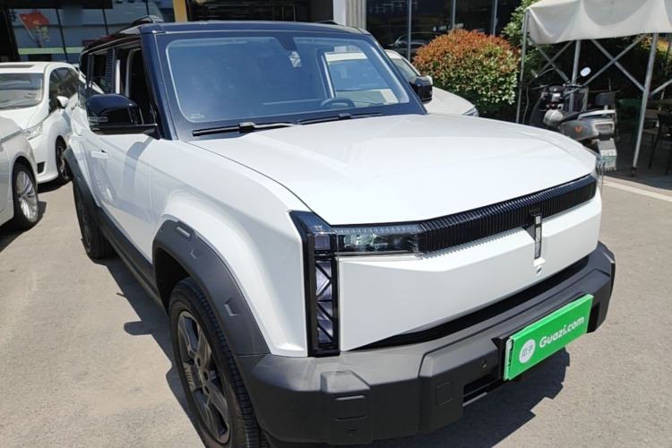 Used iCAR 03 2024 501km Two-Wheel Drive Long-Range Version Front Right 45 Deg