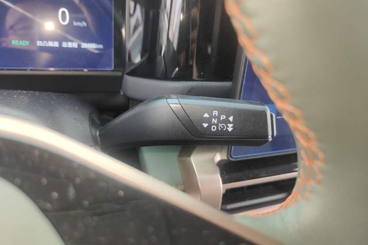 Used iCAR 03 2024 501km Four-wheel Drive Long-range Intelligent Driving Edition Gear Lever