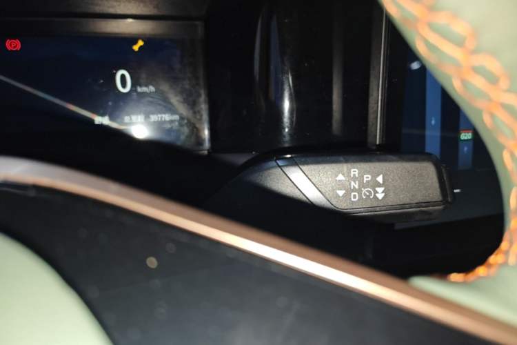 Used iCAR 03 2024 472km Four-Wheel Drive Long-Range Version Gear Lever