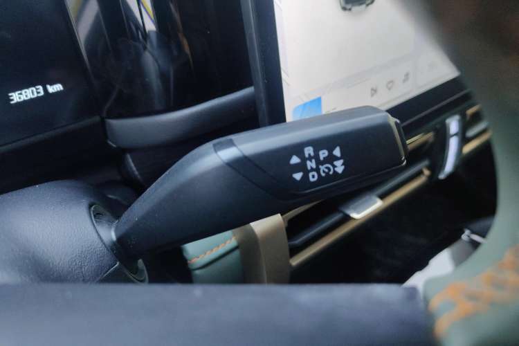 Used iCAR 03 2024 501km Two-Wheel Drive Long-Range Version Gear Lever