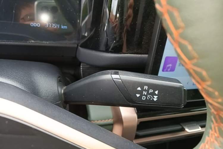 Used iCAR 03 2024 501km Two-Wheel Drive Long-Range Version Gear Lever