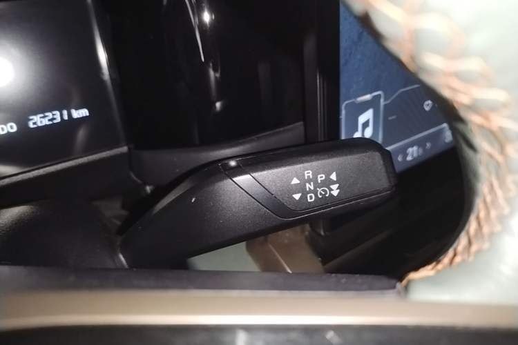 Used iCAR 03 2024 401km Two-Wheel Drive Standard Advanced Version Gear Lever