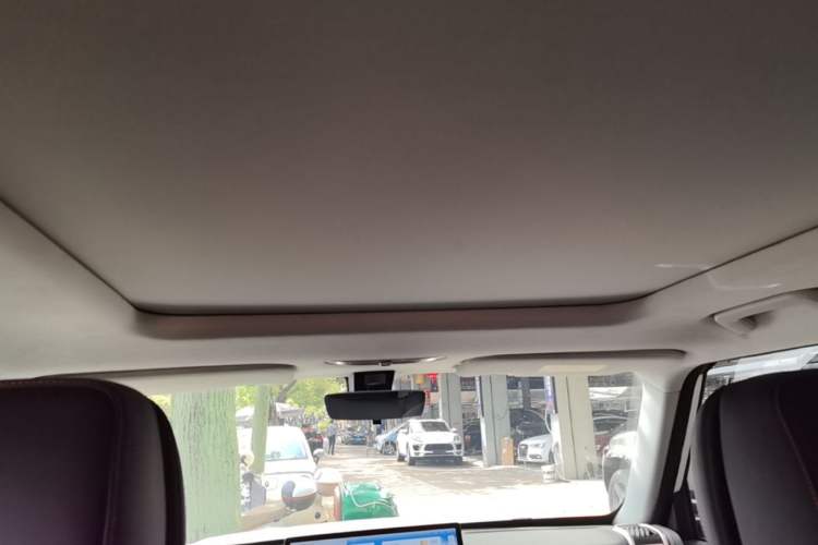 Used iCAR 03 2024 401km Range Two-Wheel Drive Standard Yuechao Version Headliner