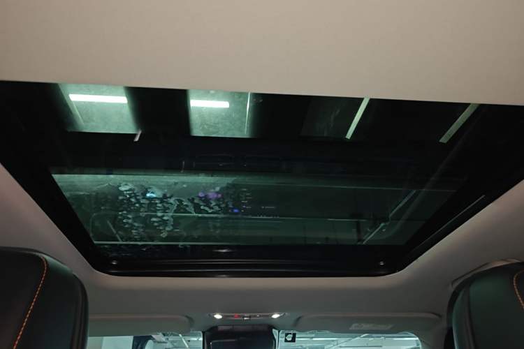 Used iCAR 03 2024 501km Four-wheel Drive Long-range Intelligent Driving Edition Headliner