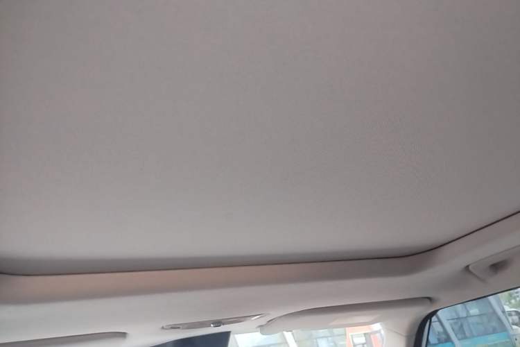 Used iCAR 03 2024 501km Range Two-Wheel Drive Long-Range Smart Trend Edition Headliner