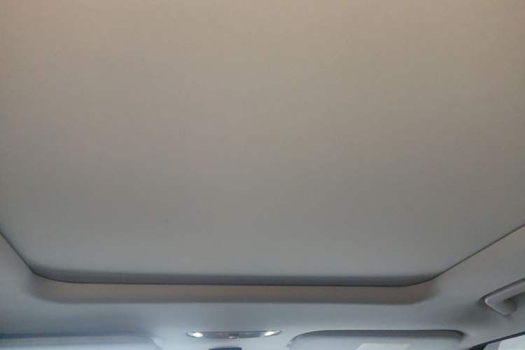 Used iCAR 03 2024 501km Two-Wheel Drive Long-Range Version Headliner