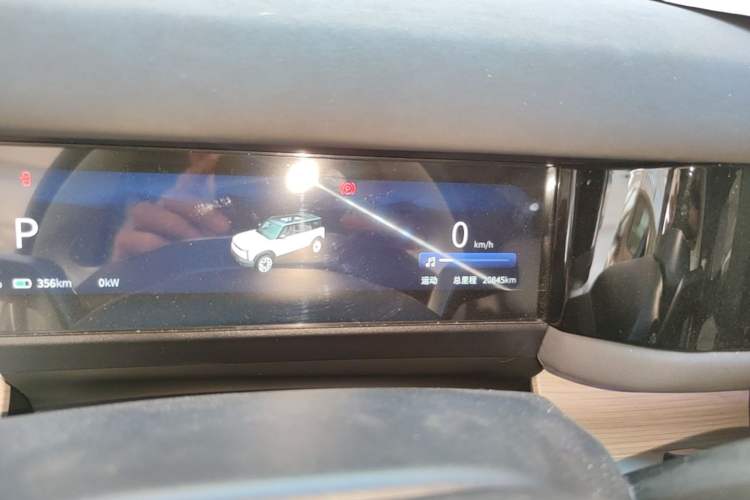 Used iCAR 03 2024 501km Four-wheel Drive Long-Range Advanced Version Instrument Cluster