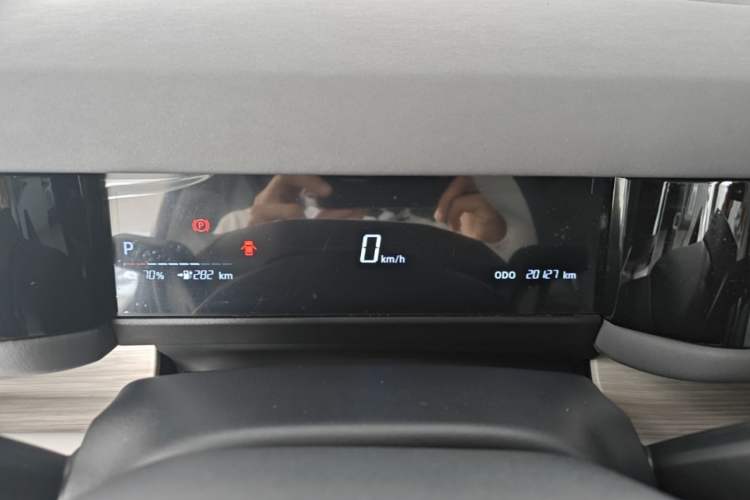 Used iCAR 03 2024 401km Two-Wheel Drive Standard Advanced Version Instrument Cluster