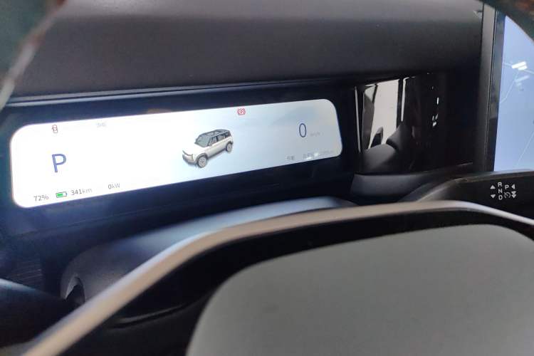 Used iCAR 03 2024 472km Four-Wheel Drive Long-Range Intelligent Advanced Version Instrument Cluster