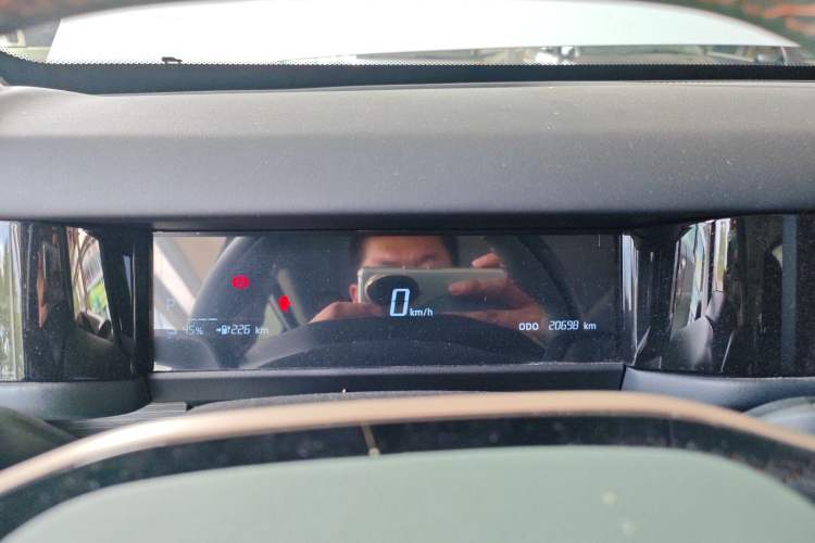 Used iCAR 03 2024 501km Two-Wheel Drive Long-Range Yuechao Edition Instrument Cluster
