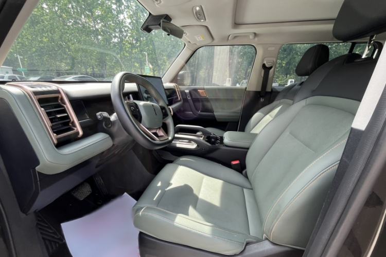 Used iCAR 03 2024 401km Two-Wheel Drive Standard Advanced Version Interior 3