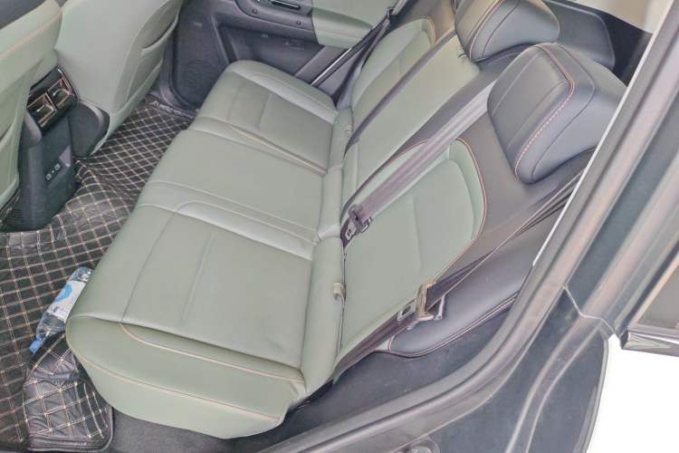 Used iCAR 03 2024 501km Two-Wheel Drive Long-Range Yuechao Edition Interior 4