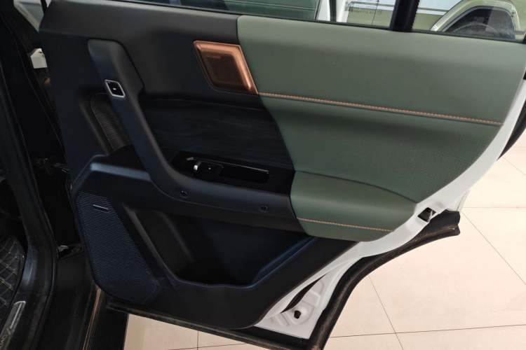 Used iCAR 03 2024 501km Two-Wheel Drive Long-Range Yuechao Edition Interior 6