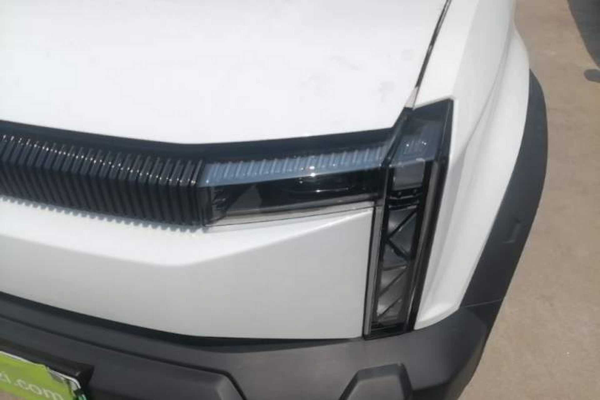 Used iCAR 03 2024 472km Four-Wheel Drive Long-Range Version Left Front Headlight