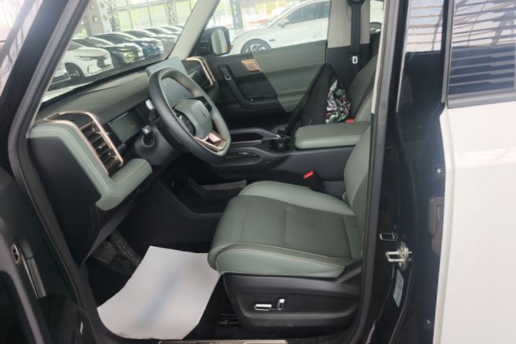 Used iCAR 03 2024 401km Two-Wheel Drive Standard Advanced Version Left Front Seat