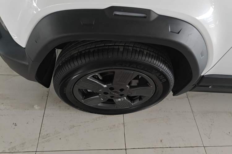 Used iCAR 03 2024 501km Two-Wheel Drive Long-Range Version Left Front Wheel Hub