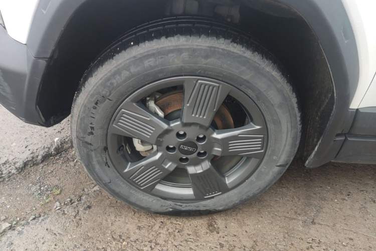 Used iCAR 03 2024 501km Two-Wheel Drive Long-Range Version Left Front Wheel Hub