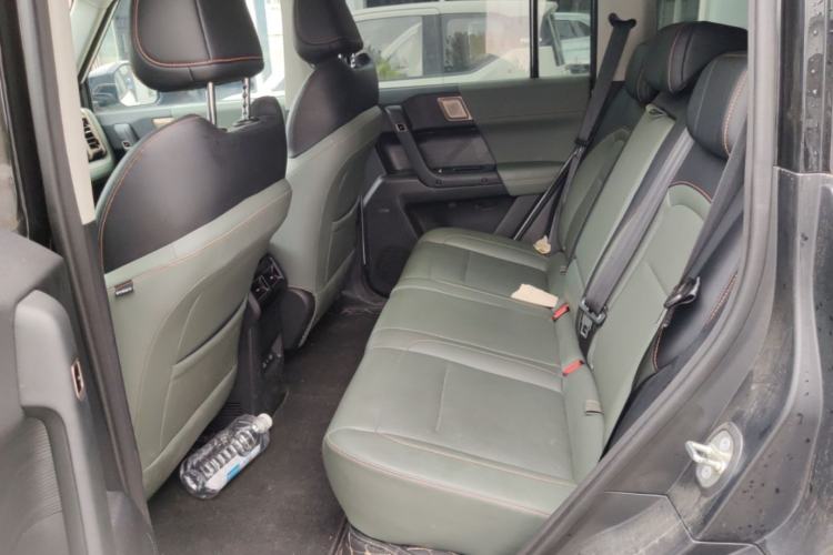 Used iCAR 03 2024 401km Two-Wheel Drive Standard Advanced Version Left Rear Seat