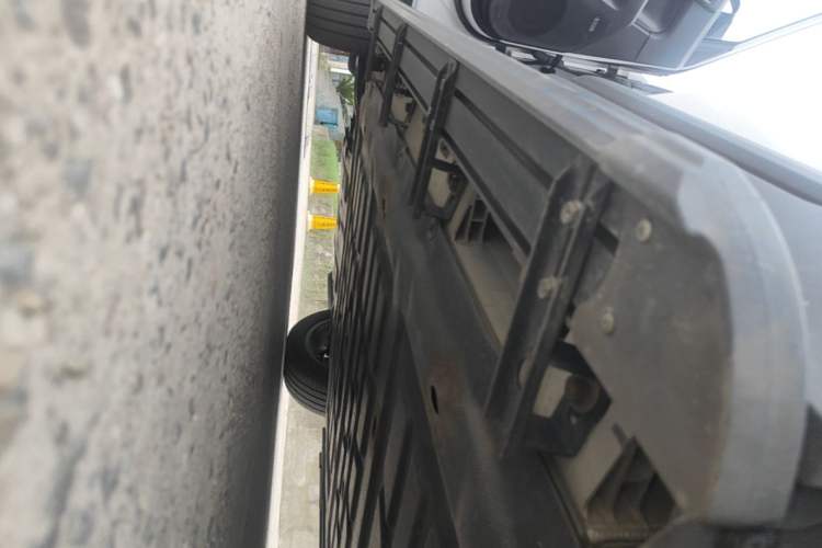 Used iCAR 03 2024 501km Four-wheel Drive Long-range Intelligent Driving Edition Left Side Sill
