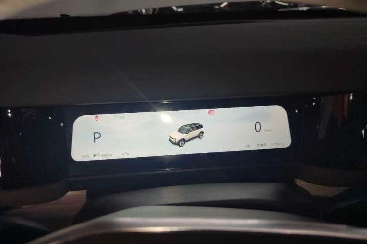 Used iCAR 03 2024 472km Four-Wheel Drive Long-Range Intelligent Advanced Version Odometer Close Up