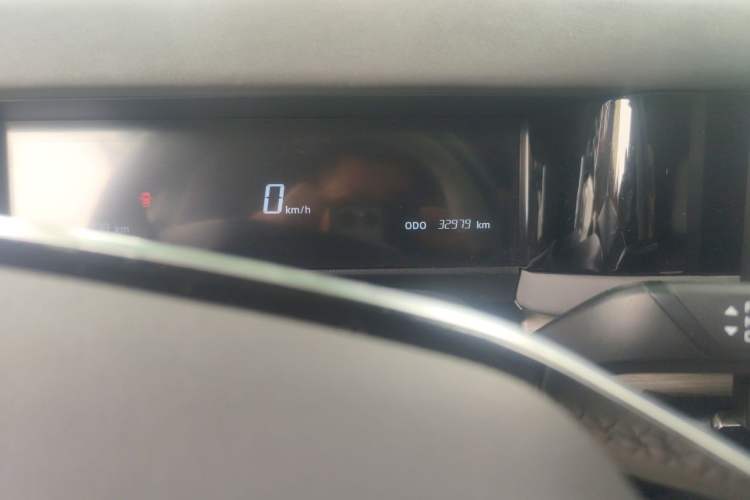 Used iCAR 03 2024 501km Two-Wheel Drive Long-Range Version Odometer Close Up