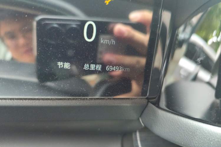 Used iCAR 03 2024 472km Four-Wheel Drive Long-Range Version Odometer Close Up