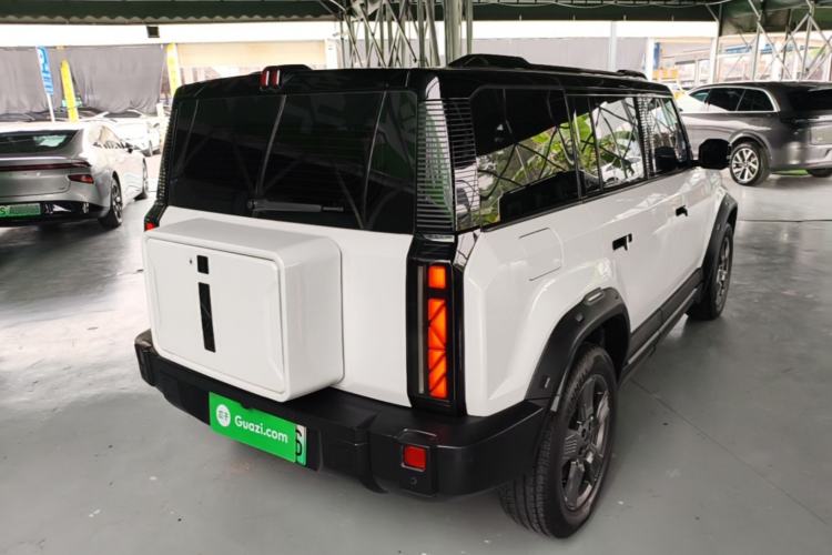 Used iCAR 03 2024 401km Two-Wheel Drive Standard Advanced Version Rear Right 45 Deg