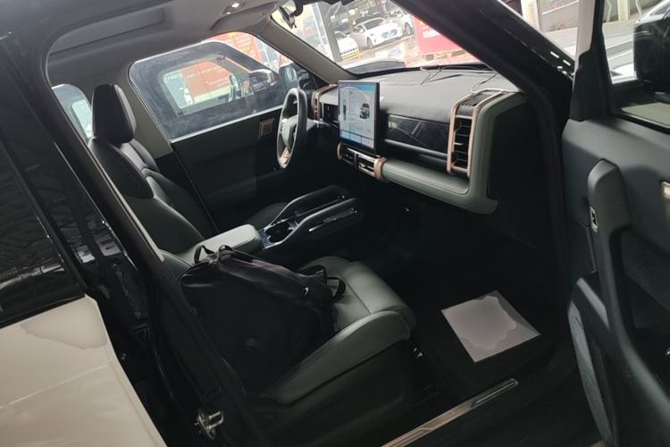 Used iCAR 03 2024 501km Two-Wheel Drive Long-Range Version Right Front Seat