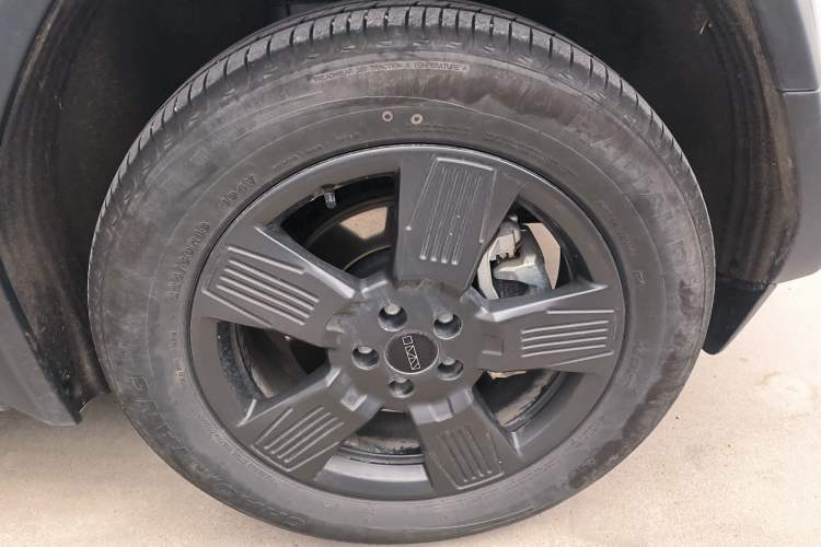 Used iCAR 03 2024 501km Two-Wheel Drive Long-Range Version Right Front Wheel Hub