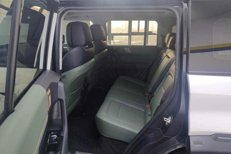 Used iCAR 03 2024 501km Two-Wheel Drive Long-Range Version Right Rear Seat