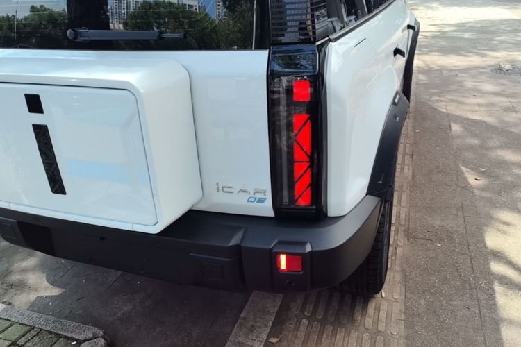 Used iCAR 03 2024 401km Range Two-Wheel Drive Standard Yuechao Version Right Rear Taillight