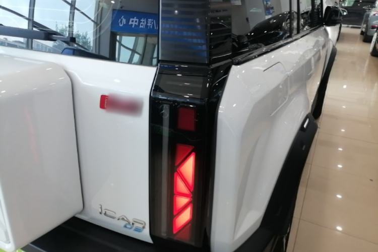 Used iCAR 03 2024 501km Four-wheel Drive Long-range Intelligent Driving Edition Right Rear Taillight