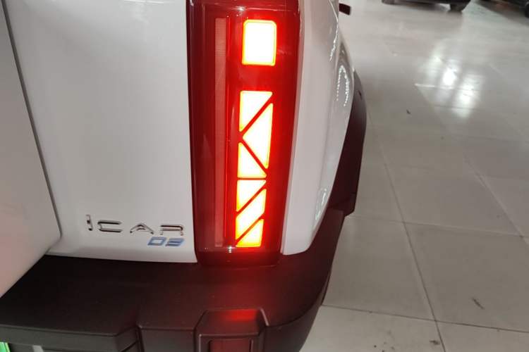 Used iCAR 03 2024 501km Two-Wheel Drive Long-Range Version Right Rear Taillight