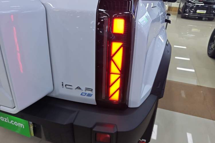 Used iCAR 03 2024 401km Two-Wheel Drive Standard Advanced Version Right Rear Taillight