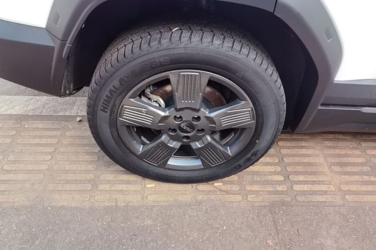 Used iCAR 03 2024 401km Range Two-Wheel Drive Standard Yuechao Version Right Rear Wheel Hub