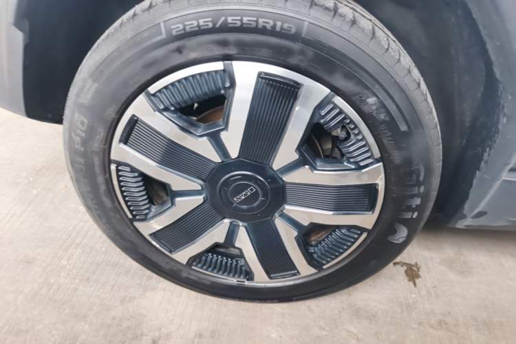 Used iCAR 03 2024 472km Four-Wheel Drive Long-Range Version Right Rear Wheel Hub
