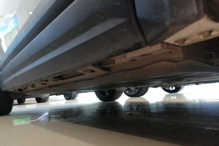 Used iCAR 03 2024 501km Four-wheel Drive Long-range Intelligent Driving Edition Right Side Sill
