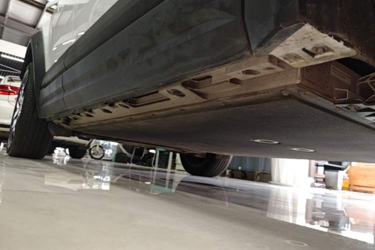 Used iCAR 03 2024 472km Four-Wheel Drive Long-Range Version Right Side Sill