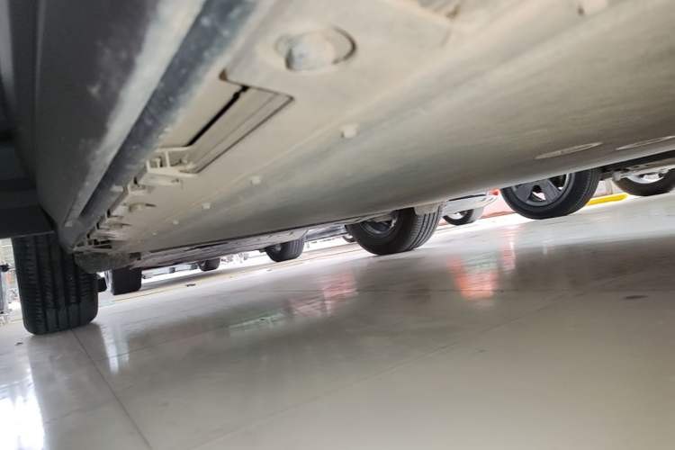 Used iCAR 03 2024 501km Two-Wheel Drive Long-Range Version Right Side Sill