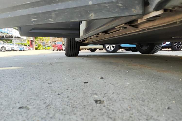Used iCAR 03 2024 501km Two-Wheel Drive Long-Range Version Right Side Sill