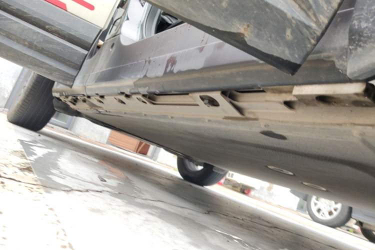 Used iCAR 03 2024 401km Two-Wheel Drive Standard Advanced Version Right Side Sill