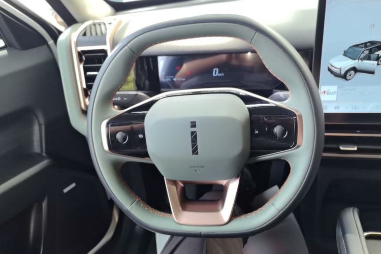 Used iCAR 03 2024 401km Range Two-Wheel Drive Standard Yuechao Version Steering Wheel